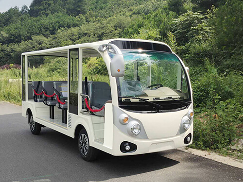 東風(fēng)電動(dòng)警車<a href=http://www.xmgezi.cn/tags/guanguangche/ target=_blank class=infotextkey>觀光車</a>